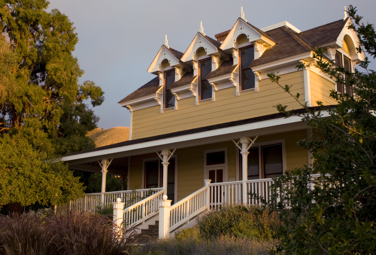 1200px-The_Gilman_Ranch